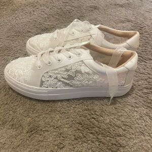 Never worn Betsey Johnson White Lace Floral Women’s Sneakers